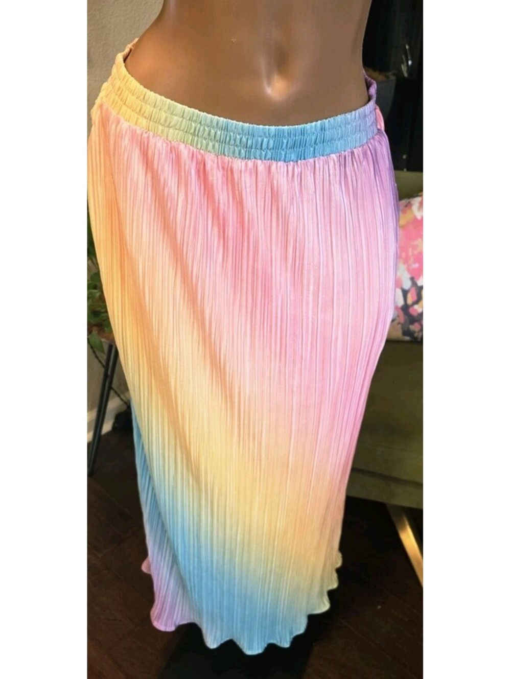 Dressed in Lala C'est la Vie Plissé Skirt Rainbow Daydream Size Large L